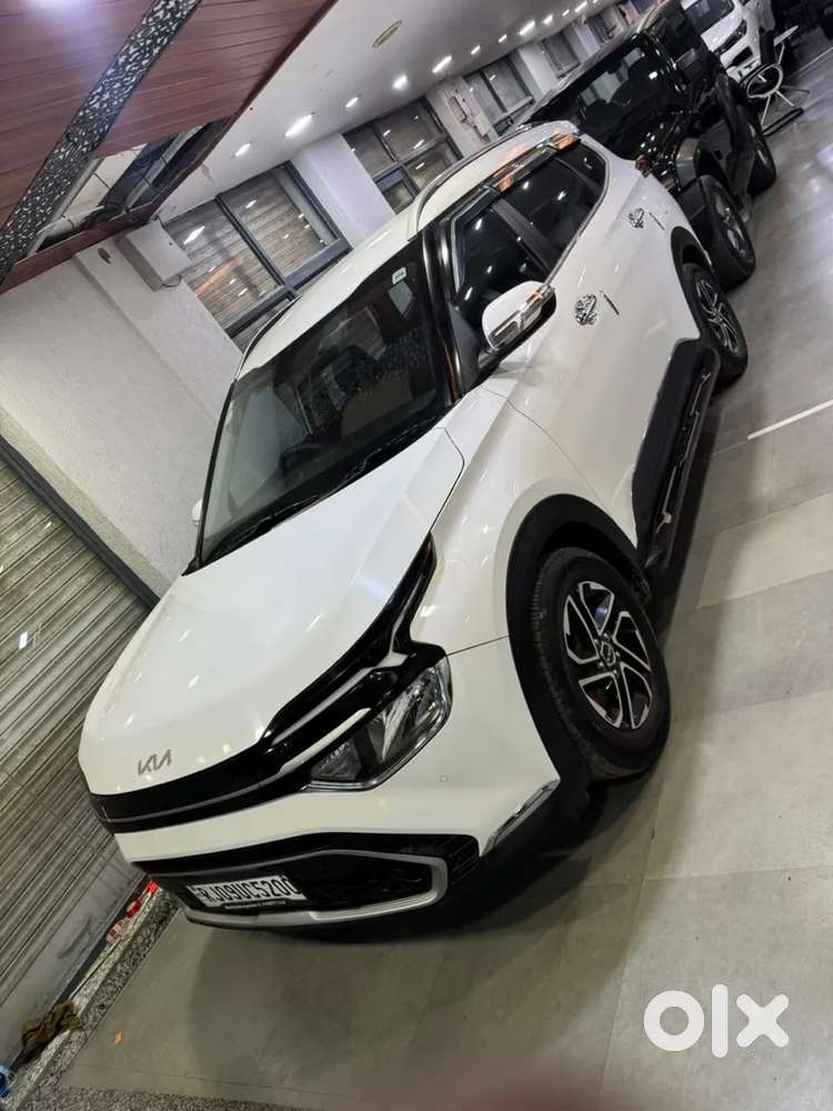 Kia Carens 1.4 Prestige 7 Str, 2023, Petrol