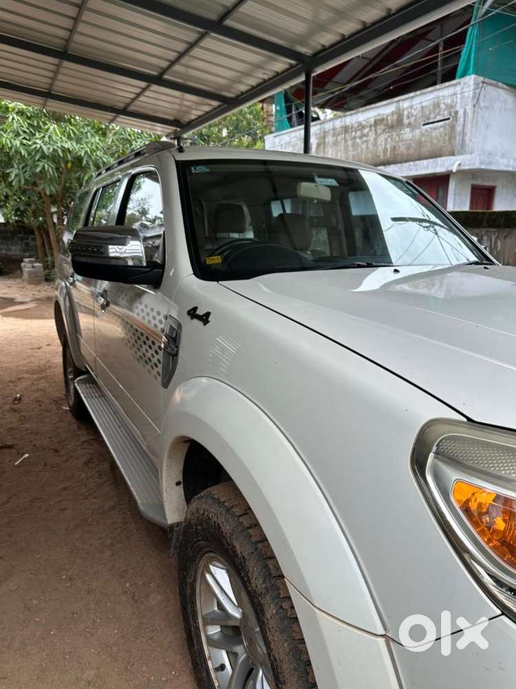 Ford Endeavour 2011 Diesel 98000 Km Driven