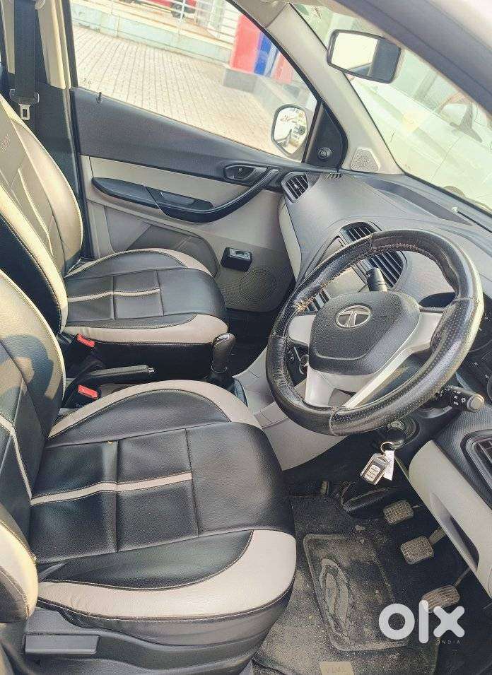 Tata Tiago Xe, 2018, Petrol