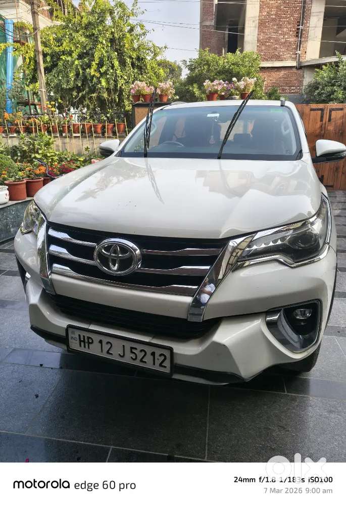 Toyota Fortuner 2017 Diesel 193000 Km Driven