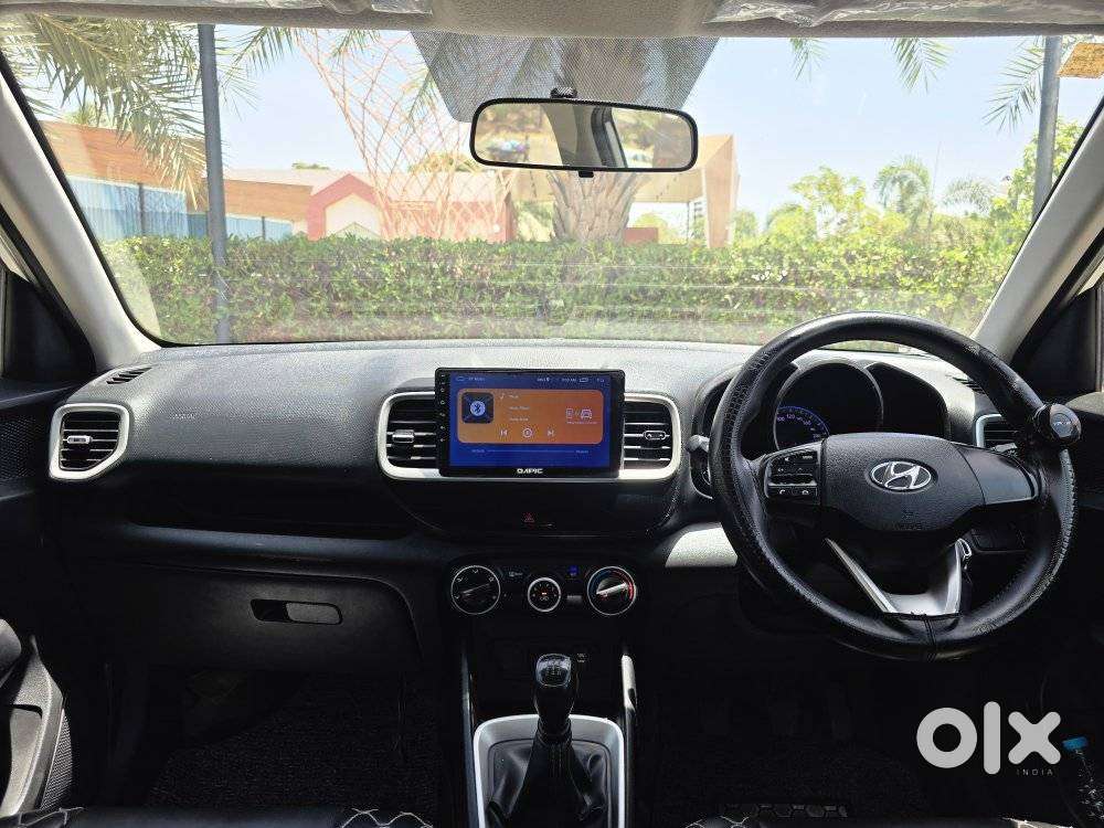 Hyundai Venue, 2021, Petrol