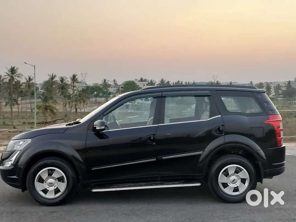 Mahindra Xuv500 2015