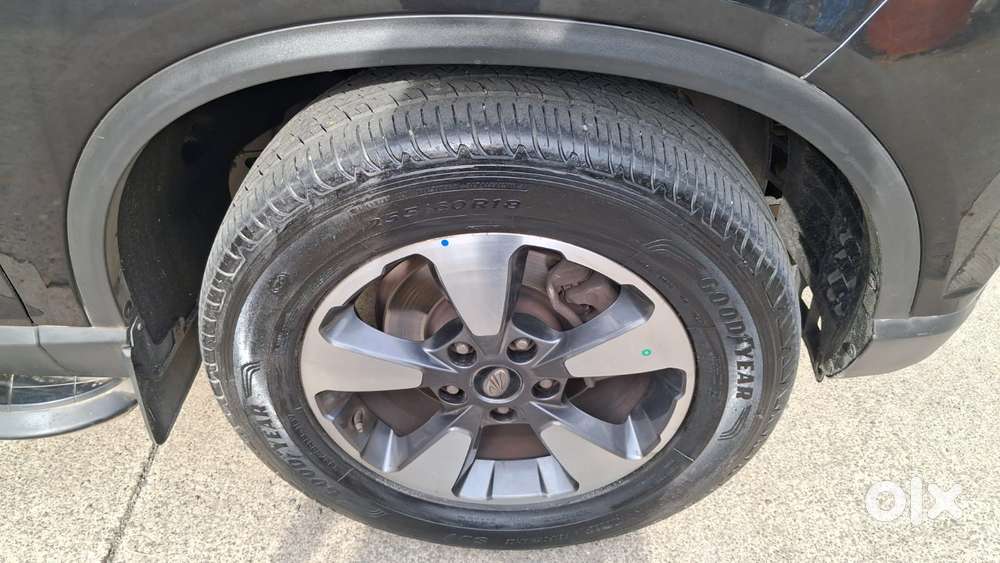 Mahindra Alturas G4 4wd At, 2021, Diesel