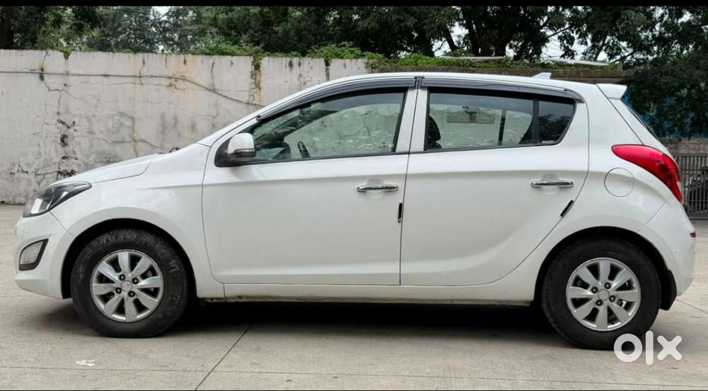 Hyundai I20 1.4 Asta (o) Crdi, 2014, Diesel