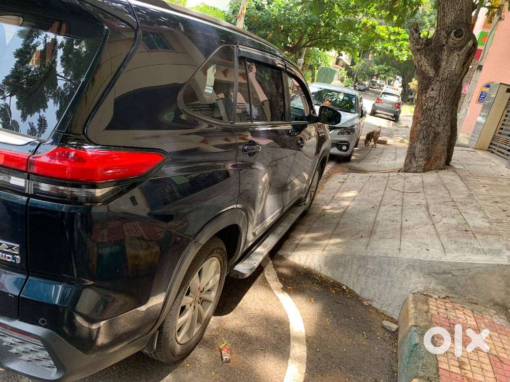 Toyota Innova Hycross 2.0 Vx (o) Hybrid 7-str  2024  15,000 Km Only