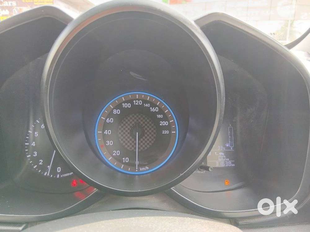 Hyundai Venue S, 2022, Petrol