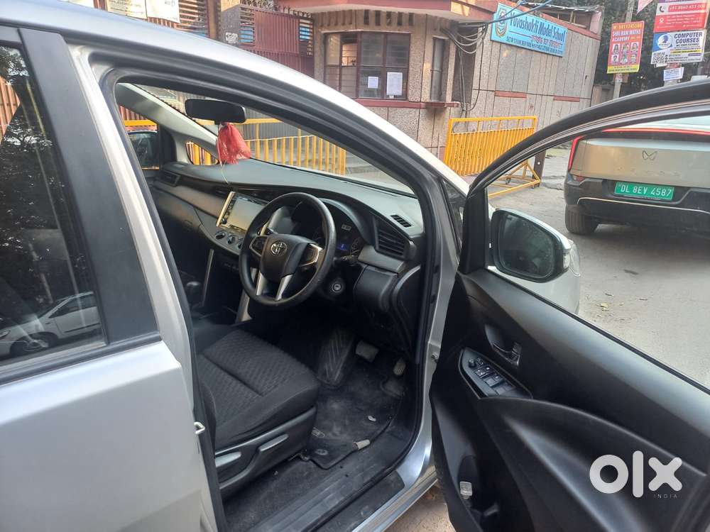 Toyota Innova Crysta 2.4 G Mt 8s, 2022, Diesel