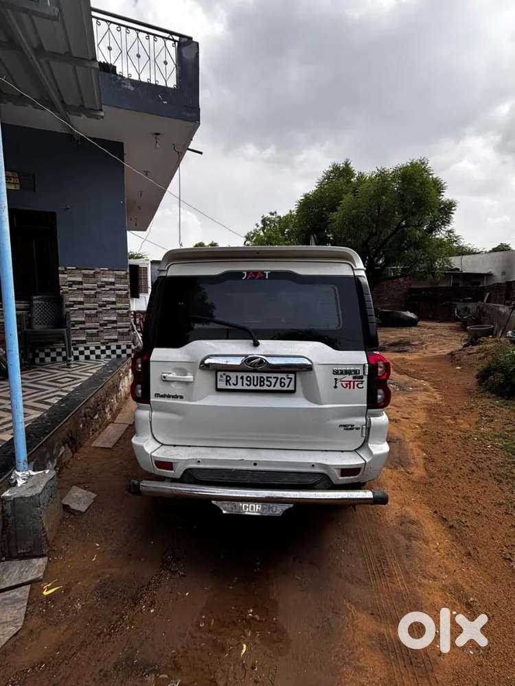 Mahindra Scorpio Classic 2015 Diesel 110000 Km Driven