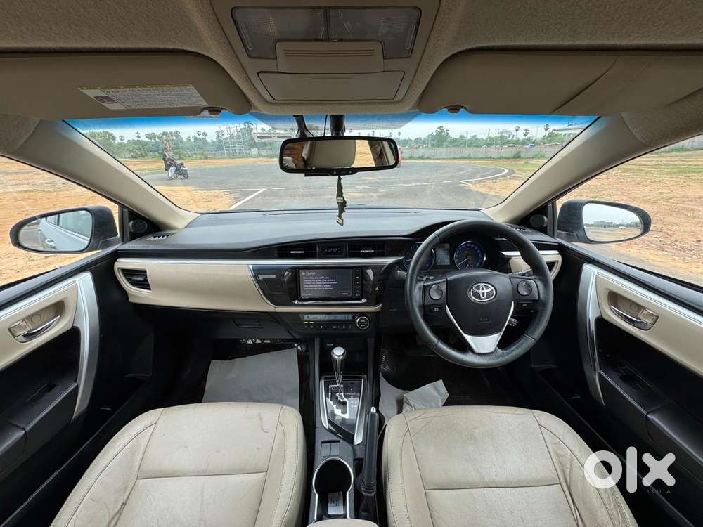 Toyota Corolla Altis, 2015