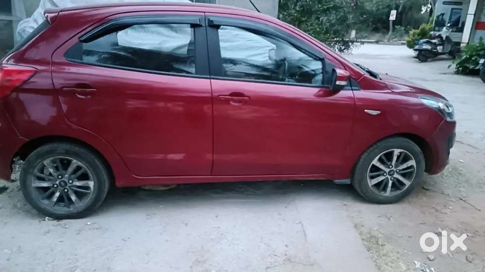 Ford Figo Titanium Petrol 2020