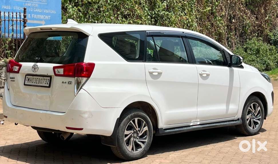 Toyota Innova Crysta 2.4 G Mt, 2022, Diesel