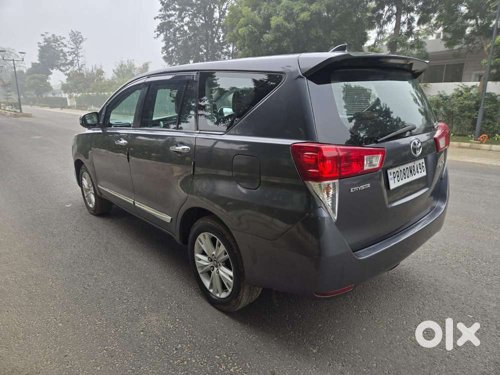 Toyota Innova Crysta 2.8 Z, 2016, Diesel