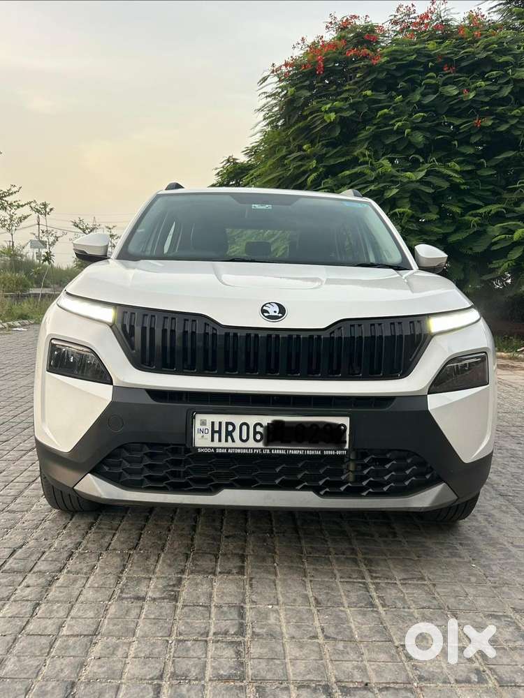 Skoda Kylaq Signature, 2024, Petrol