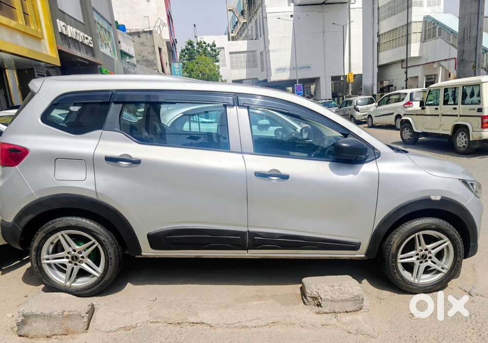 Renault Triber 2023 Petrol