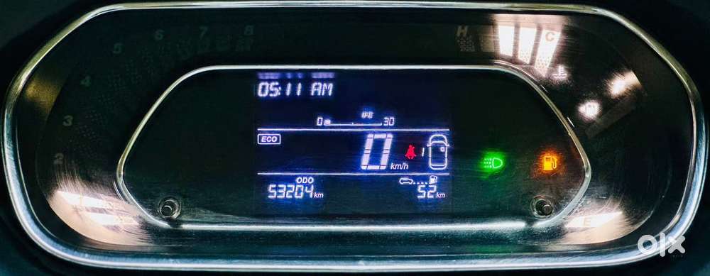 Tata Nexon Smart Plus1.2 Revotron Petrol 5 Mt, 2024, Petrol