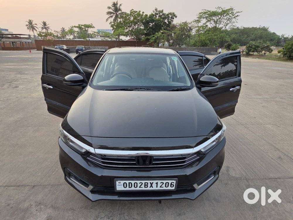 Honda Amaze 2nd Gen Vx, 2022, Petrol