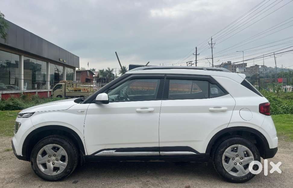Hyundai Venue S Mt 1.2 Kappa, 2022, Petrol