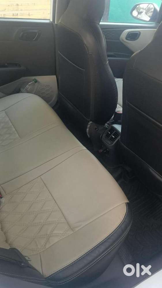 Hyundai Manual Hybrid 2025