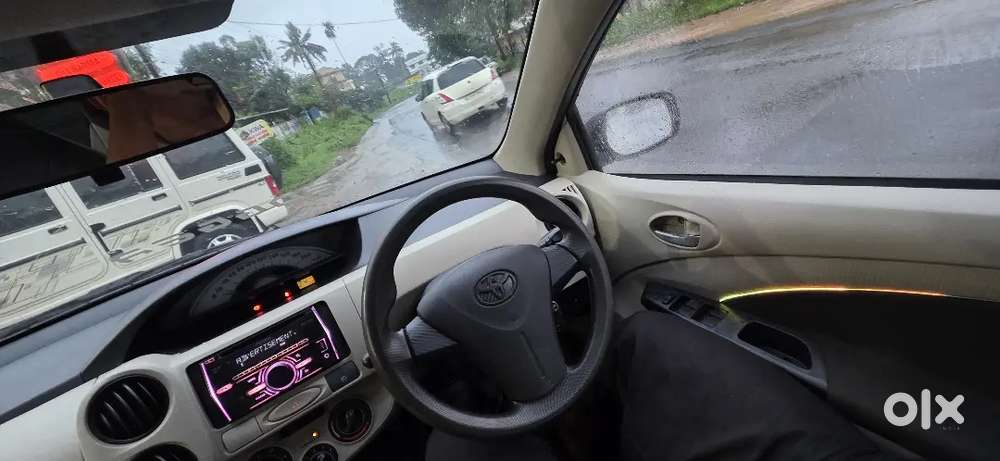 Toyota Etios Liva 2013 Car