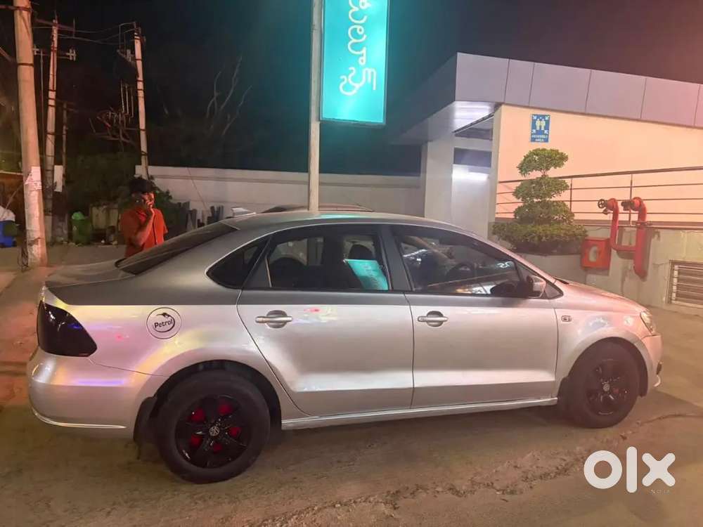 Volkswagen Vento 2011 Petrol Breeze