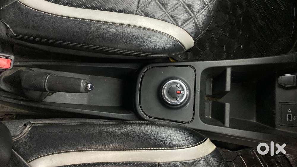 Renault Kwid 2019-ongoing 1.0 Rxt Amt (o), 2020, Petrol