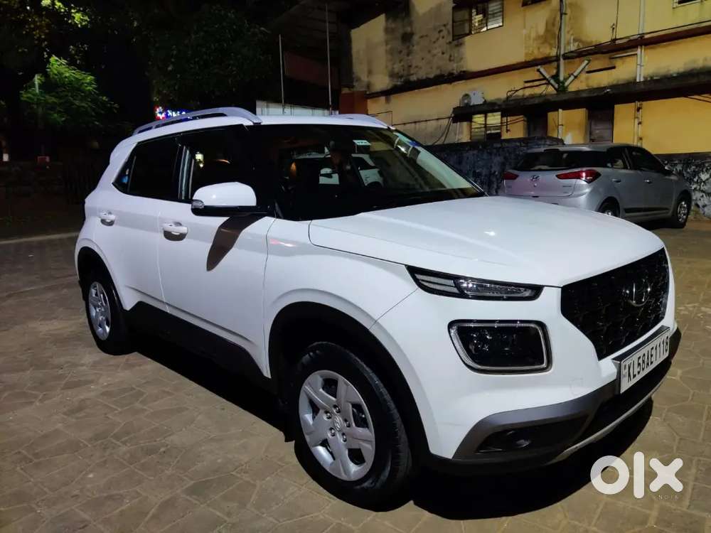 Hyundai Venue1.2 Kappa Mt S Plus, 2021 Registration,b2b Insurance