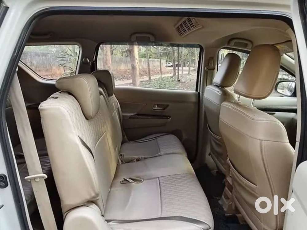 Maruti Suzuki Ertiga 2022-2023 Zxi, 2022, Petrol