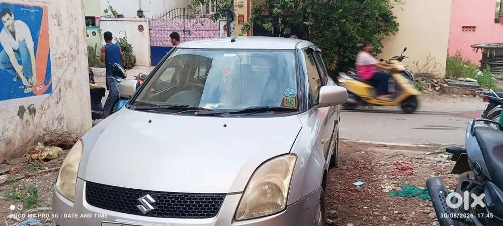 Maruti Suzuki Swift 2011 Petrol Manual