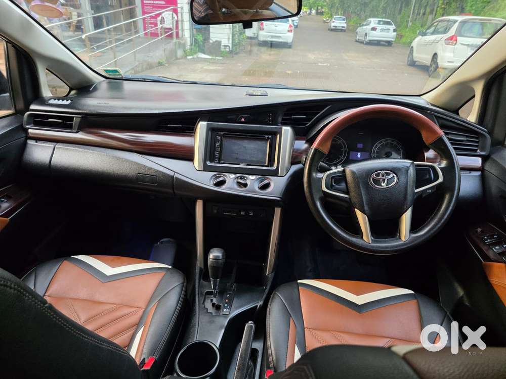 Toyota Innova Crysta 2.8 Gx At, 2016, Diesel