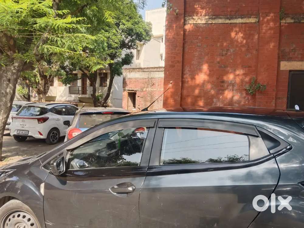 Tata Altroz 2020 Petrol 82000 Km Driven
