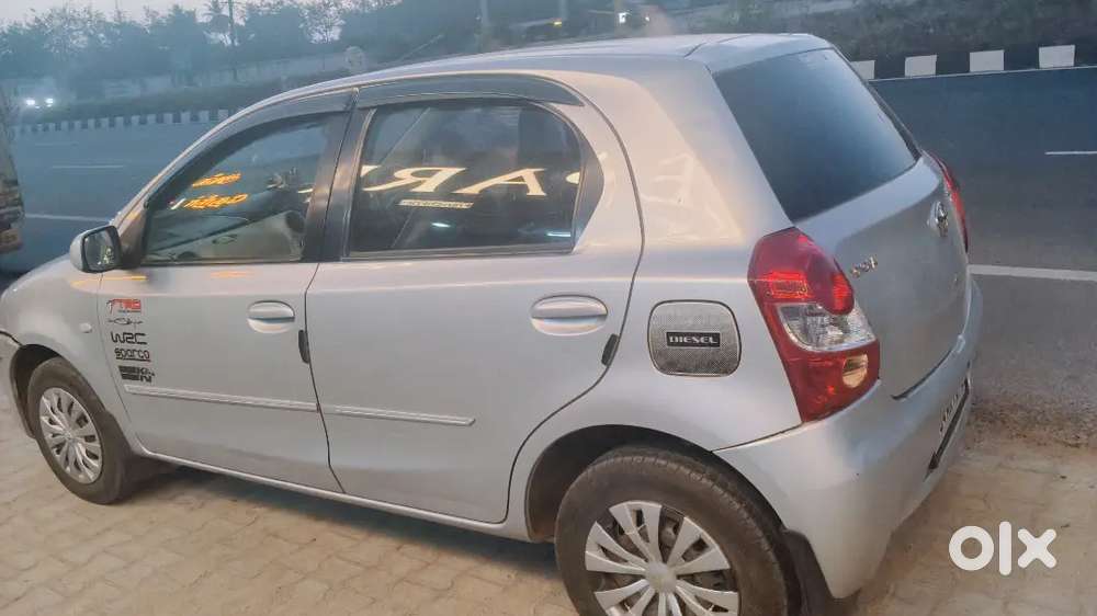 Toyota Etios Liva 2013 Diesel 122000 Km Driven