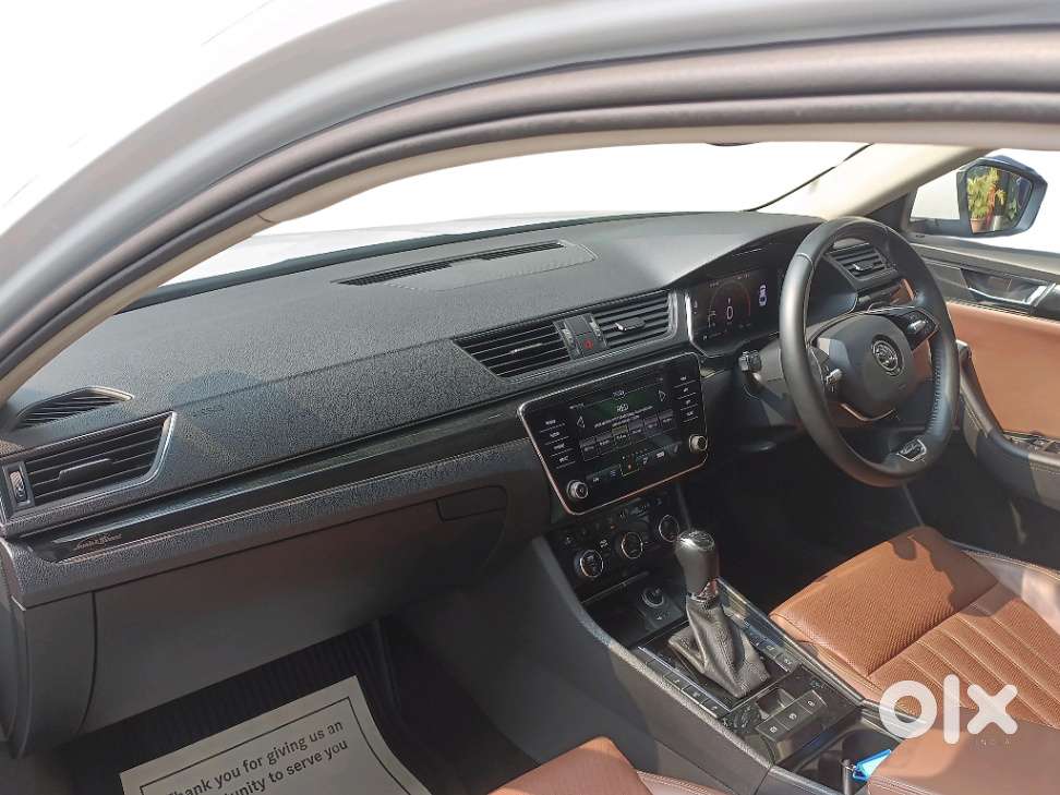 Skoda Superb 2.0 L&k Tsi At, 2022, Petrol