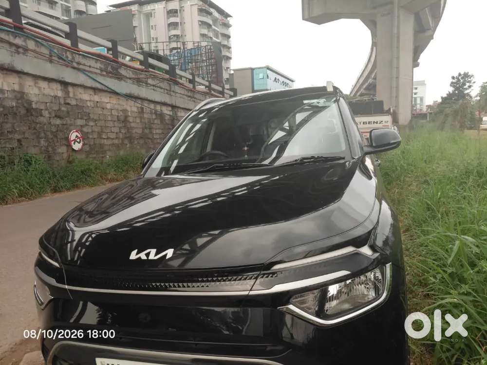 Kia Carens Prestige Plus 2024