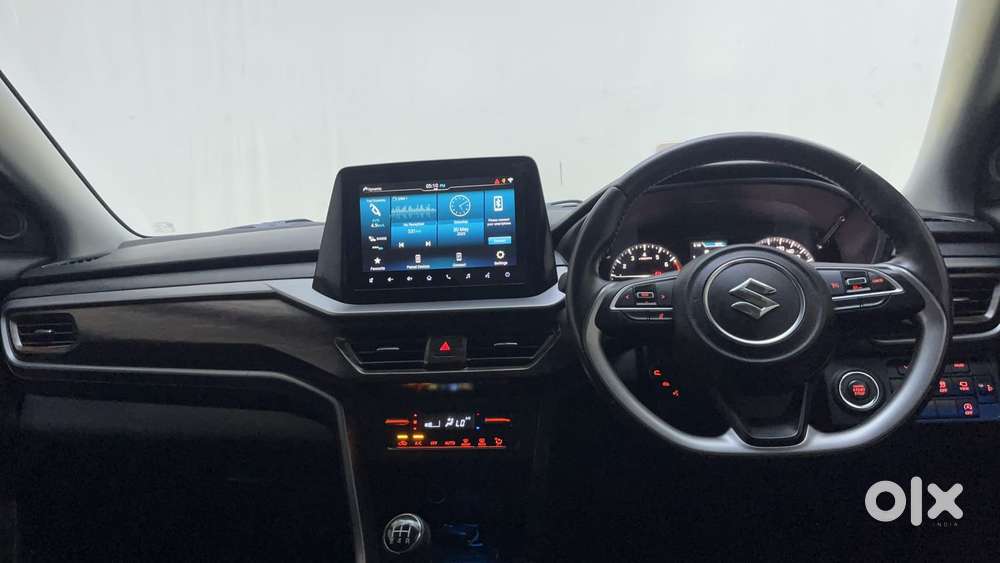 Maruti Suzuki Vitara Brezza 1.5 Zxi Plus At Dual Tone, 2022, Petrol