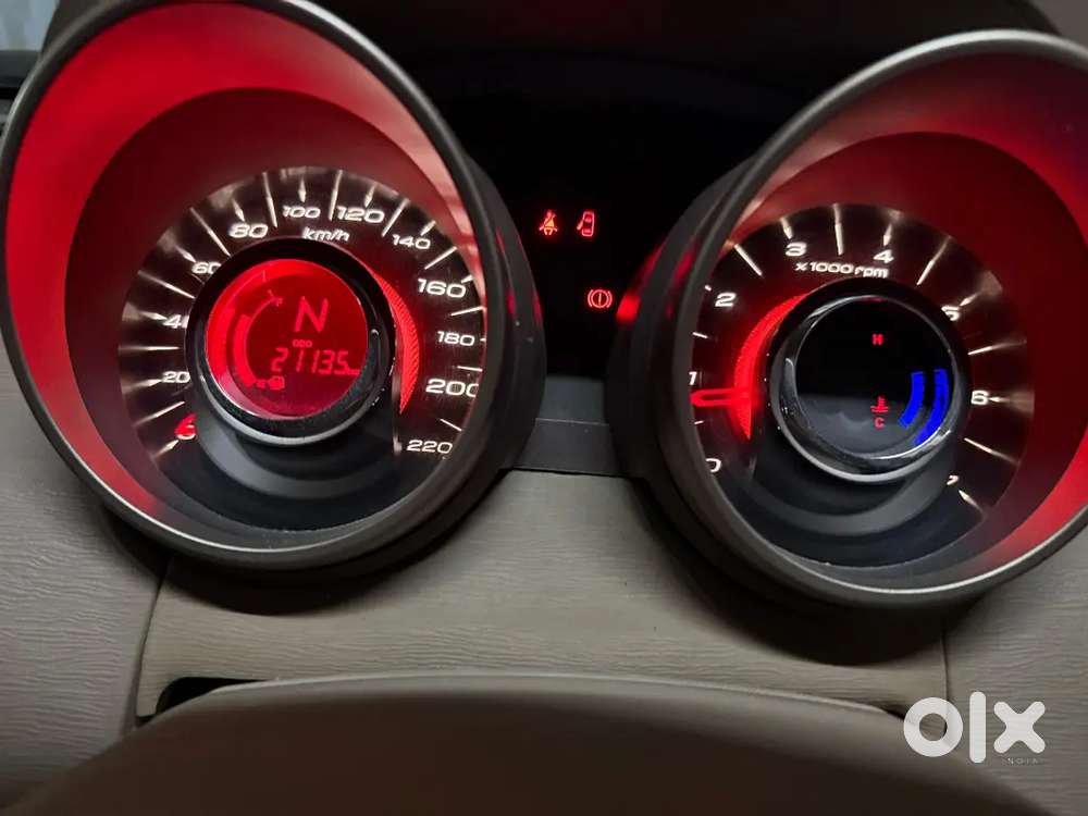Mahindra Xuv500 2016 Diesel 21000 Km Driven