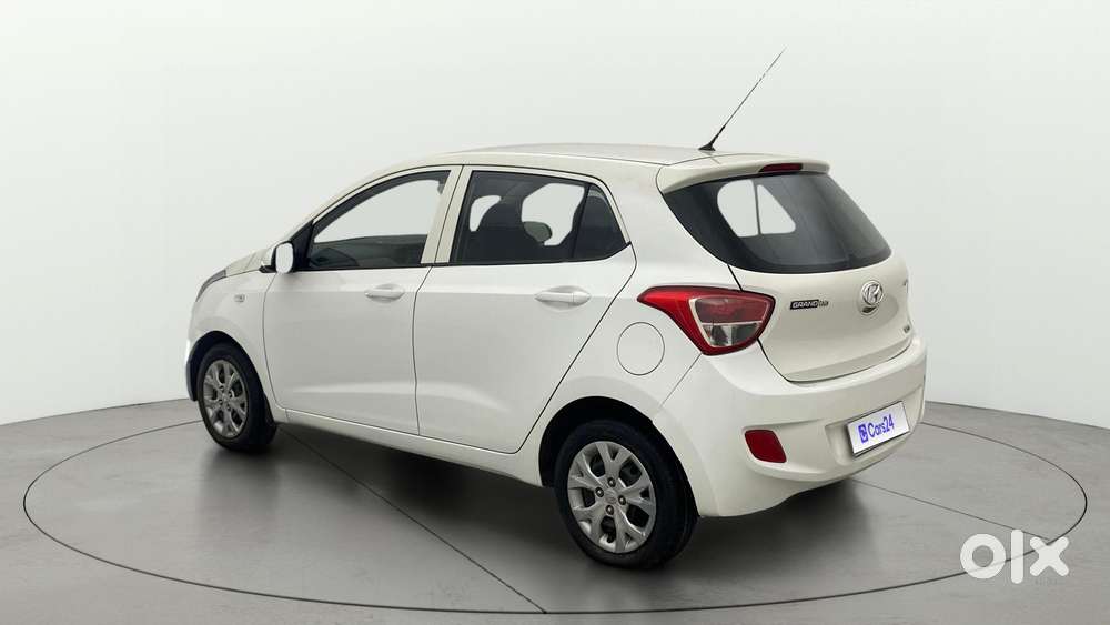 Hyundai Grand I10 Magna At, 2016, Petrol
