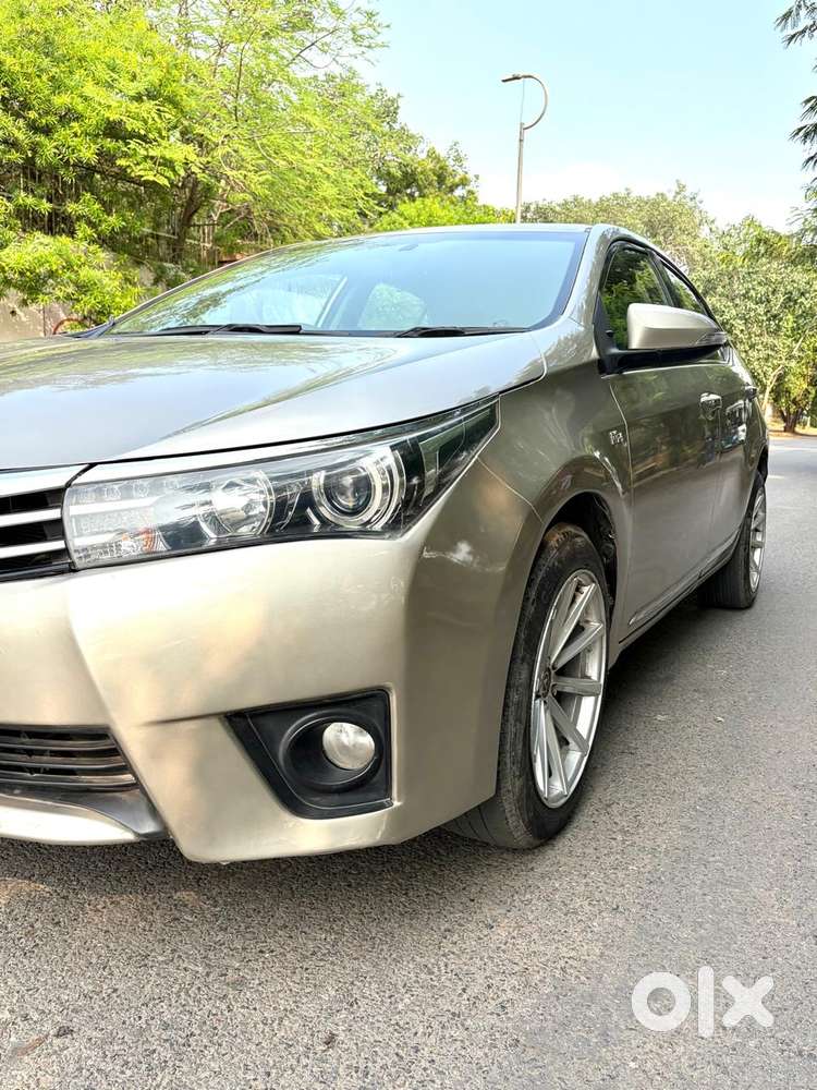 Toyota Corolla Altis Vl At, 2015, Petrol