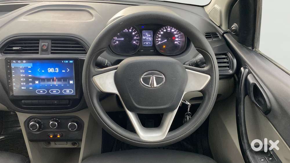 Tata Tiago 1.2 Revotron Xm, 2016, Petrol