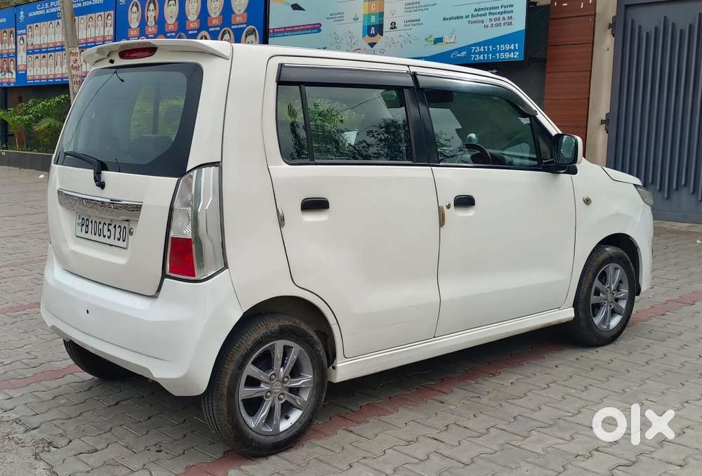 Maruti Suzuki Wagon R Vxi Optional, 2017, Petrol