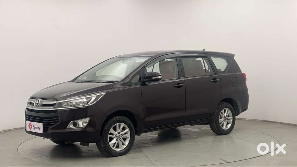 Toyota Innova Crysta 2.8 Gx At 8s, 2016, Diesel