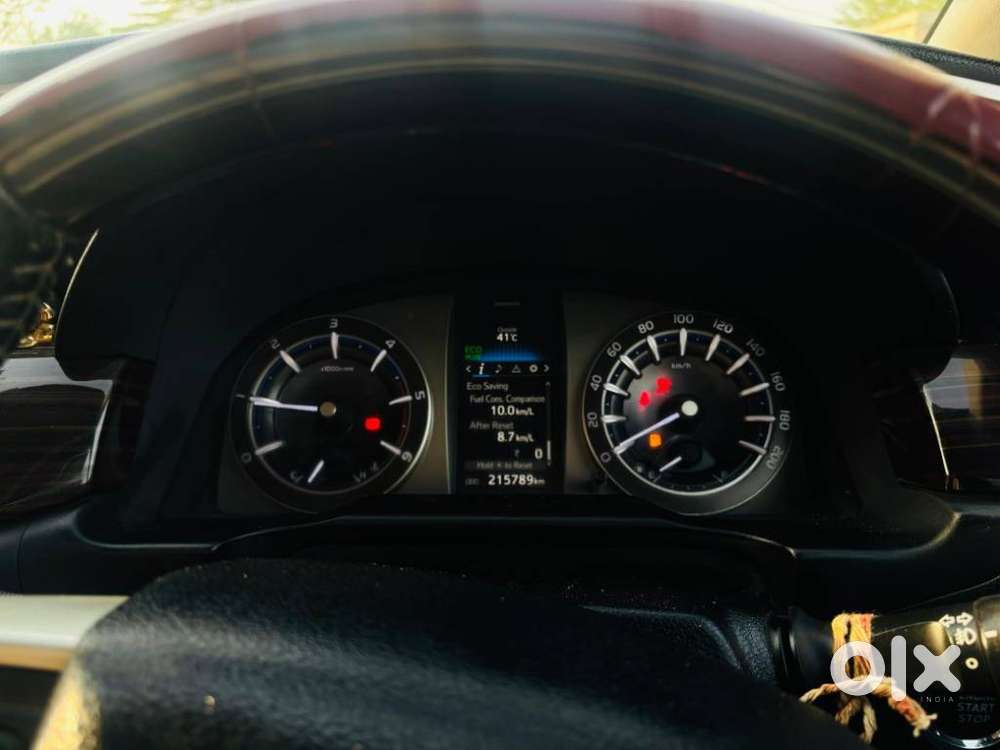 Toyota Innova 2.5 Vx 7 Str Bs-iii, 2017, Diesel