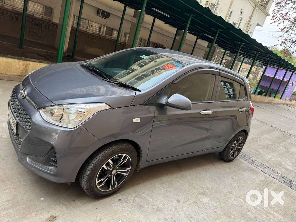 Hyundai Grand I10 Magna 2018 (petrol + Cng)  1st Owner  Govt Employe