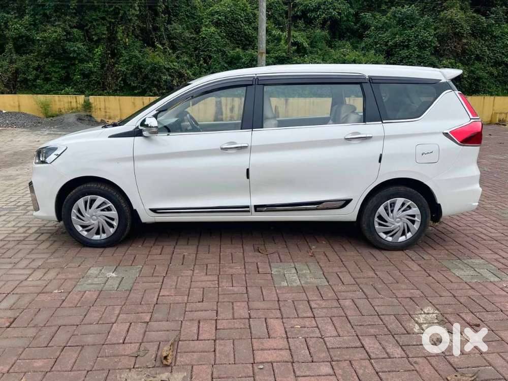 Maruti Suzuki Ertiga Vxi Shvs, 2021, Petrol