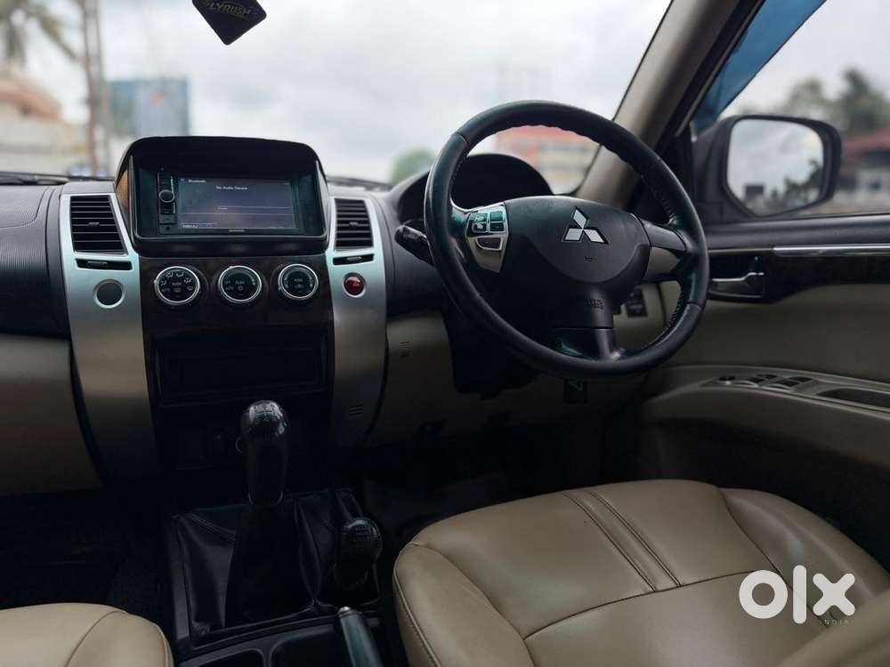 Mitsubishi Pajero Sport 2.5 Manual, 2014, Diesel
