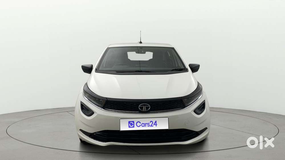 Tata Altroz 1.2 Xm Plus, 2022, Petrol