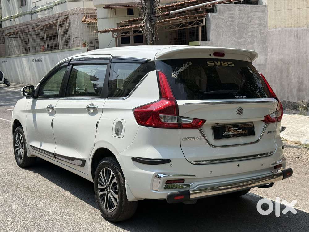 Maruti Suzuki Ertiga Zxi Plus Shvs, 2022, Petrol