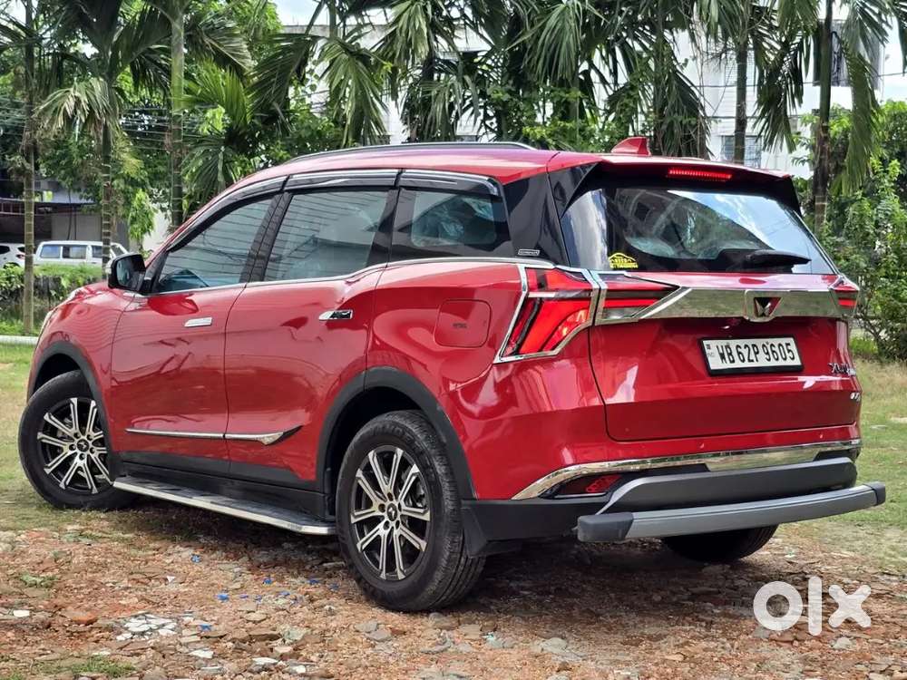 Mahindra Xuv700 Ax7 2023