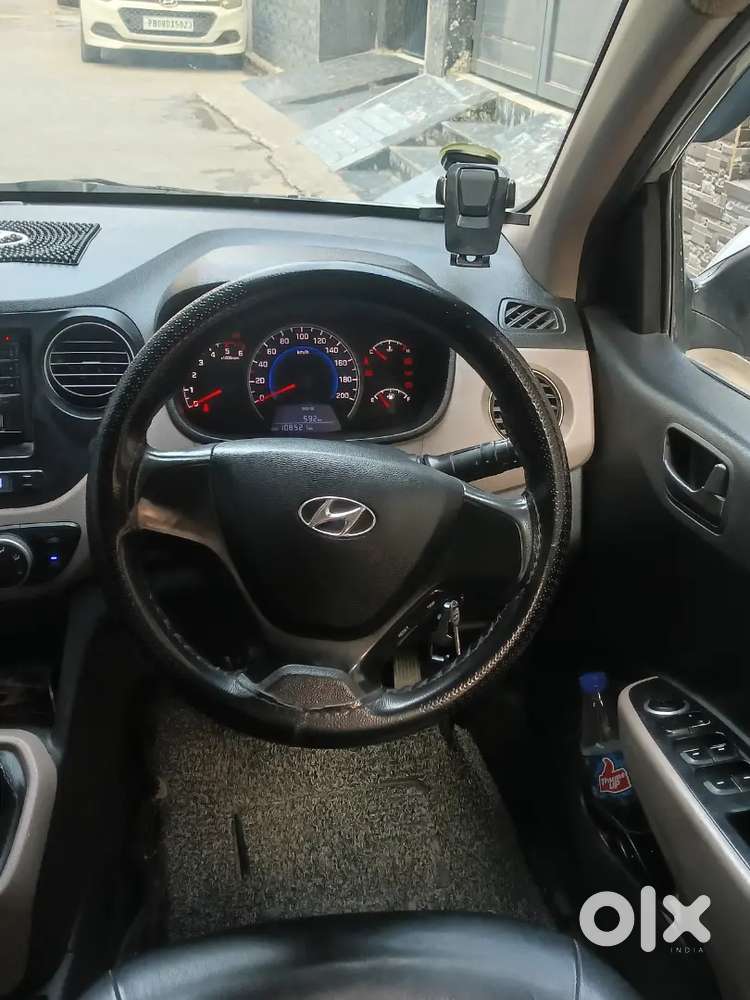 Hyundai Grand I10 2014 Variant Urgent Sell
