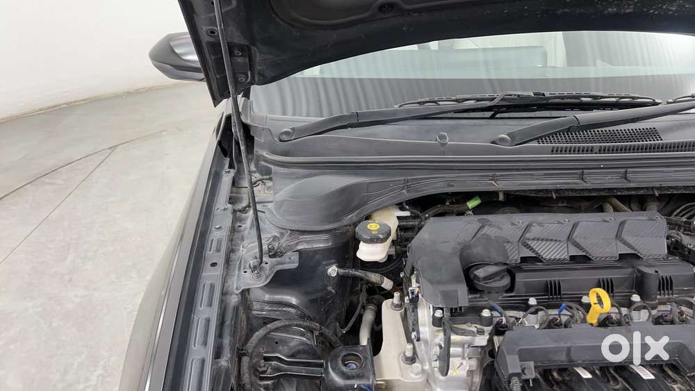 Hyundai Verna 1.5 Sx Petrol Mt, 2024, Petrol