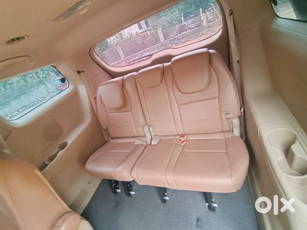 Kia Carnival Premium, 2021, Diesel